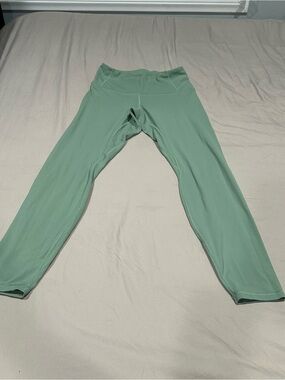 Patagonia women’s Sage Green Active Leggings